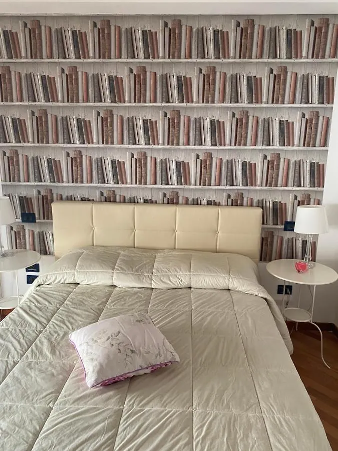Hermamiras Home Παλέρμο 0*,